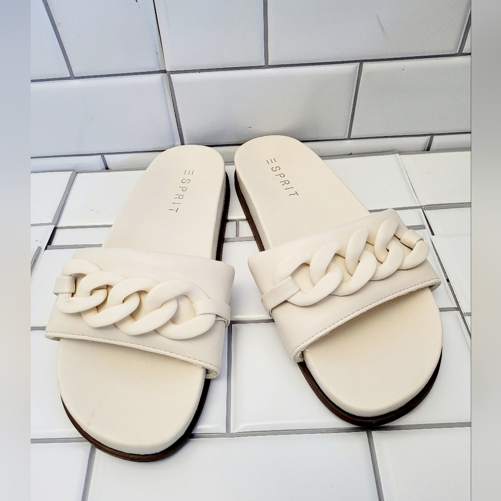 ESPRIT DELLA Women’s Off White Faux Leather Slide Sandal with Chain Link…